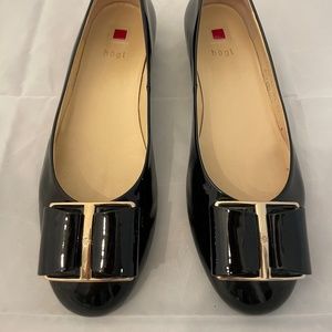 Black Hogl patent leather flats with gold buckle, sz 9.5 - Like New